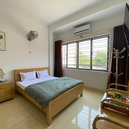 Nha Nghi Manh Binh Bed and Breakfast Hai Phong Exteriör bild