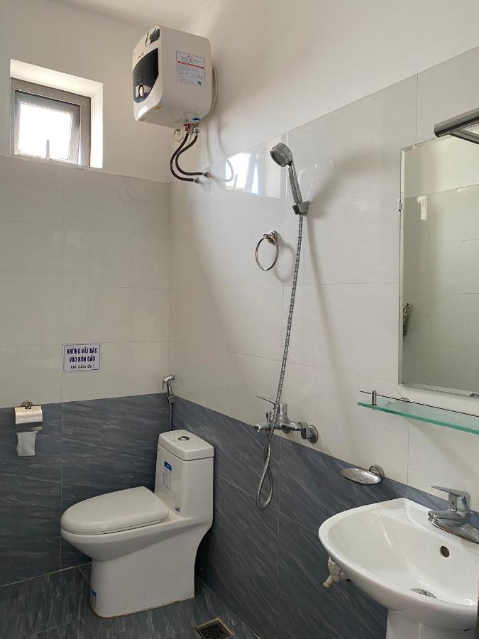 Nha Nghi Manh Binh Bed and Breakfast Hai Phong Exteriör bild