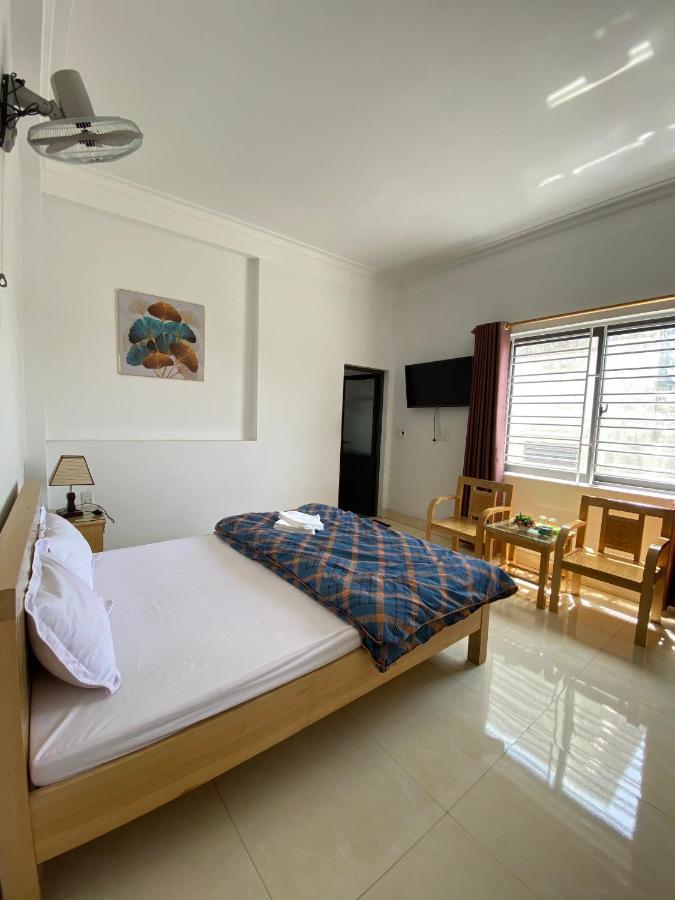 Nha Nghi Manh Binh Bed and Breakfast Hai Phong Exteriör bild