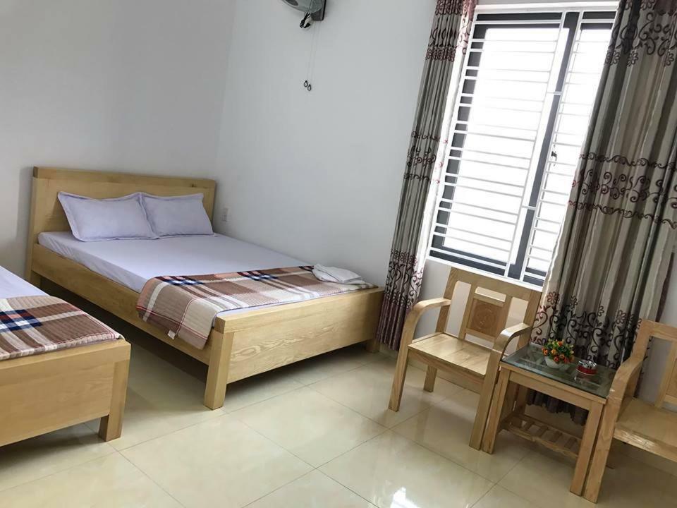 Nha Nghi Manh Binh Bed and Breakfast Hai Phong Exteriör bild
